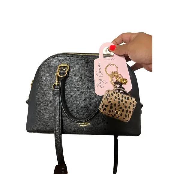 Posh Pop Leopard Animal Print Handbag Keychain Charm AirPod Air Tag Holder - Picture 2 of 2